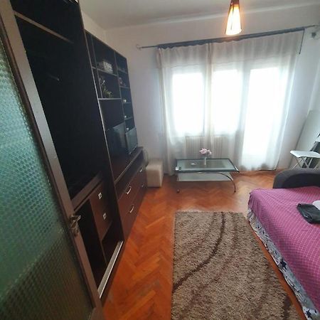 Cozy Studio In Center Bucharest Daire Dış mekan fotoğraf